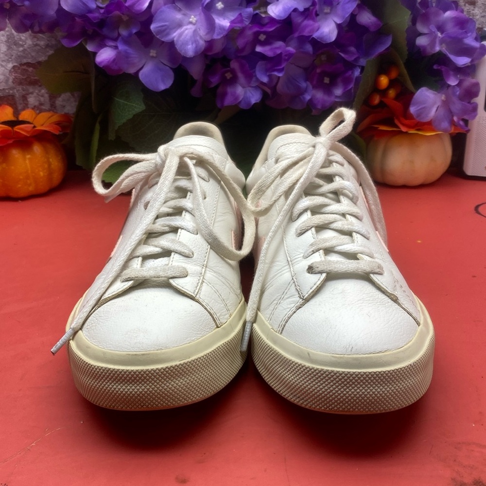 Wos Veja Sneakers SZ 9